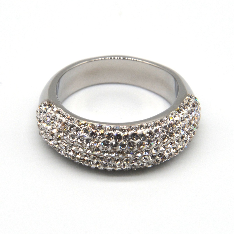Anillo de acero inoxidable