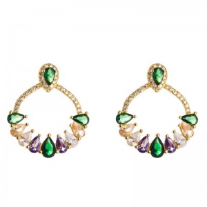 Personalidad europea y americana Pendientes de latón Temperamento Pendientes femeninos Micro-incrustaciones Color Zircon Pendientes en forma de flor Japonés y coreano Joyería