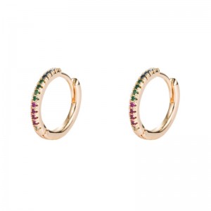 Personalidad europea y estadounidense Moda Viento frío ligeramente incrustado Color de zircon de latón chapado en oro Hebilla de hebilla de círculo Pendientes Hip Hop Pendiente